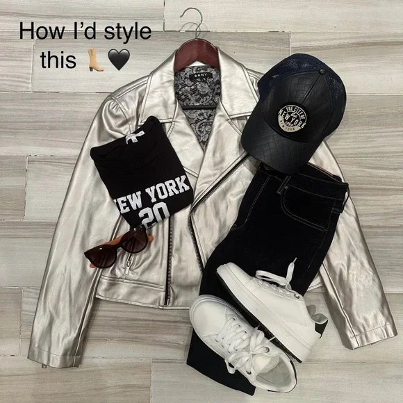 DKNY Metallic Silver Faux Leather Moto Jacket Size Medium - Picture 11 of 11